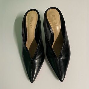 SCHUTZ Black Pointed Toe Heels